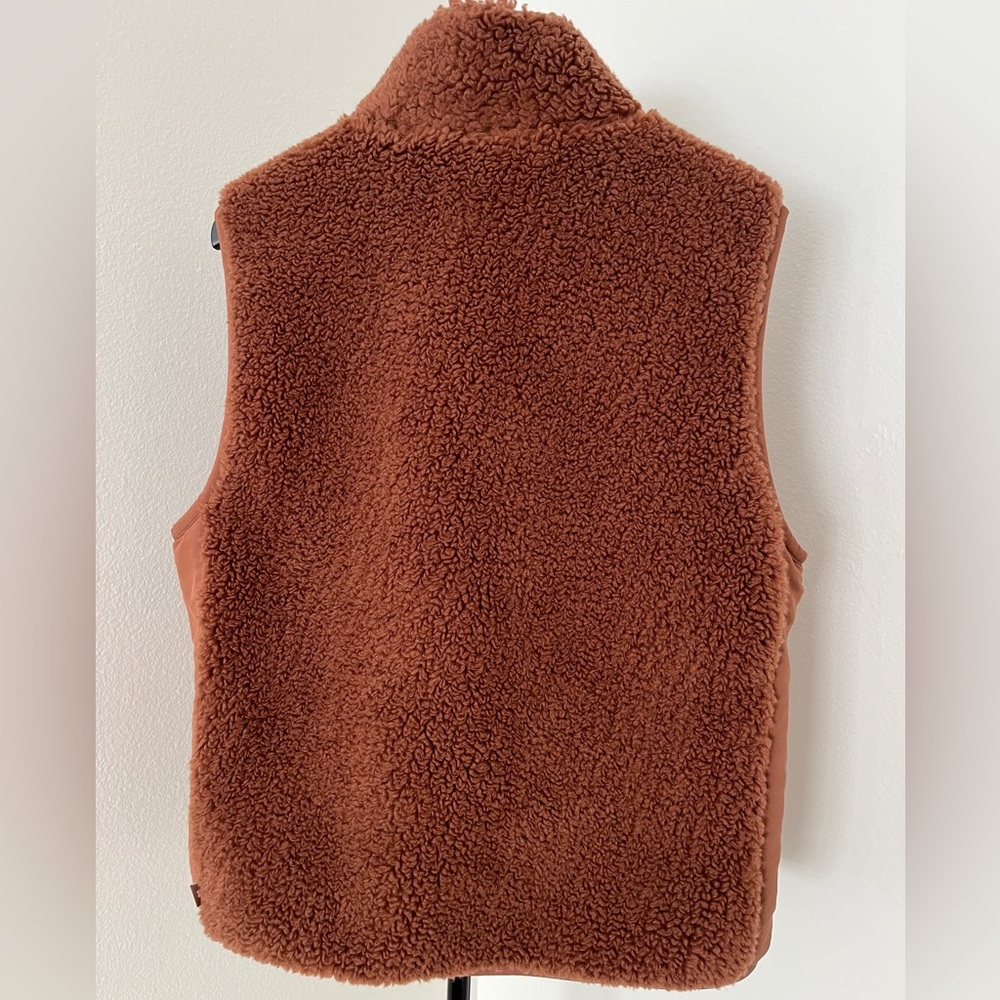 TNA Rust Sherpa Zip-Up Vest - Picture 7 of 16
